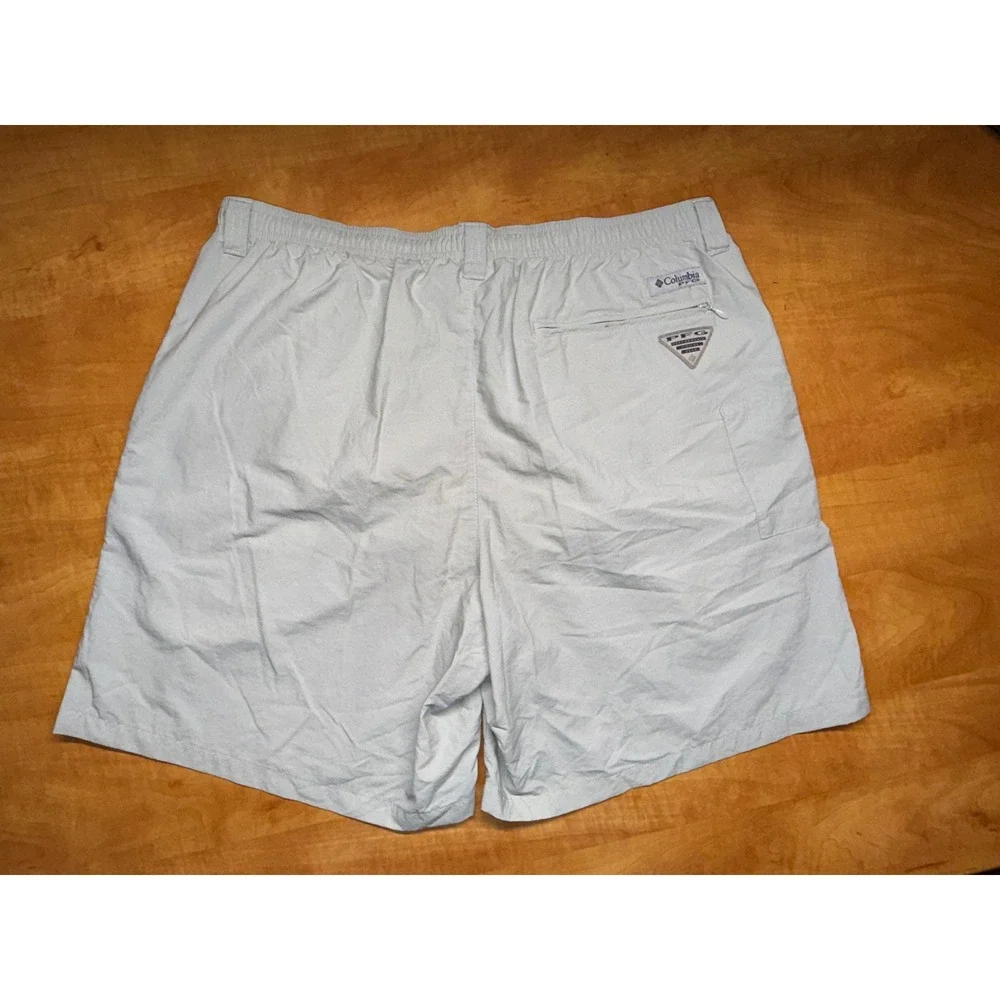 Columbia PFG‎ Mens Gray Omni-Shade Fishing Shorts Size L 8 Inseam